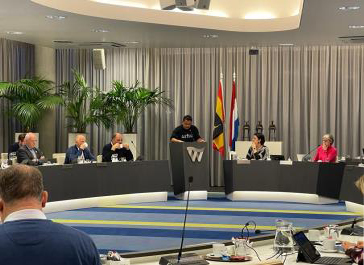 Inpraakavond bij de gemeente Waalwijk. Foto Aboe Marasabessy.